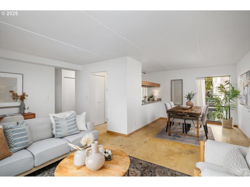 Living Room/Dining Room