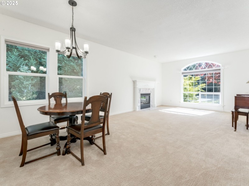 Living Room/Dining Room
