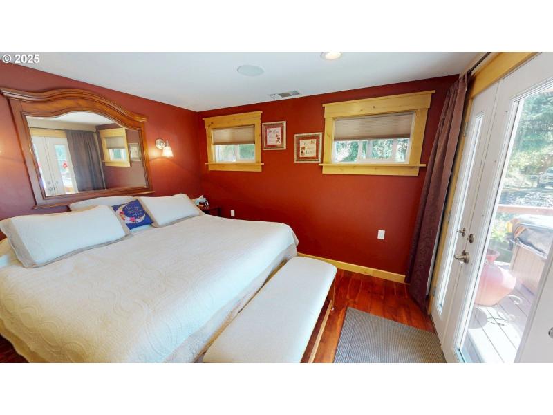 Owner's Suite Bedroom