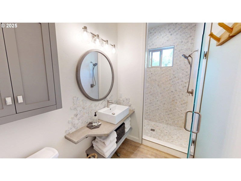 Owner's Suite Bathroom