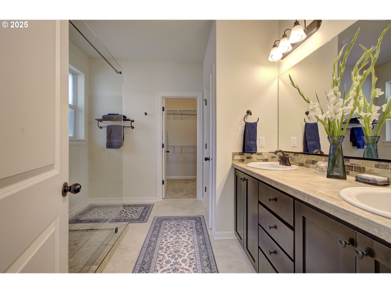 Owner's Suite Bathroom