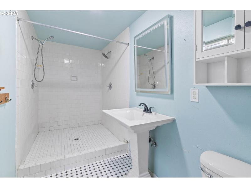 Bedroom, Owner's Suite