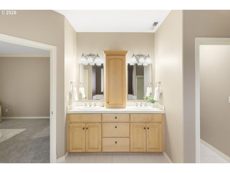 Owner's Suite Bathroom