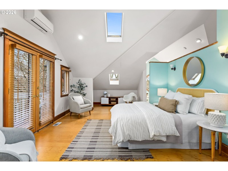 Bedroom, Owner's Suite