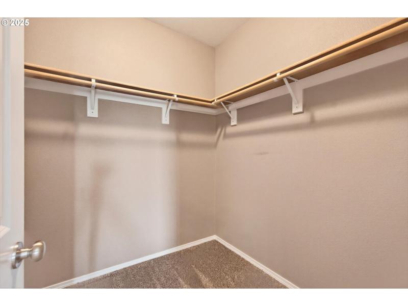Bedroom, Owner's Suite
