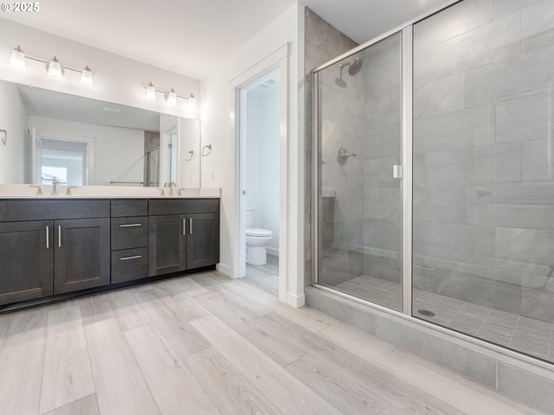 Bathroom, Attached