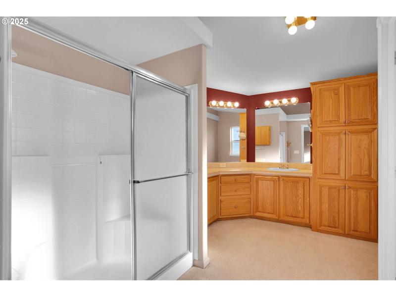 Owner's Suite Bathroom