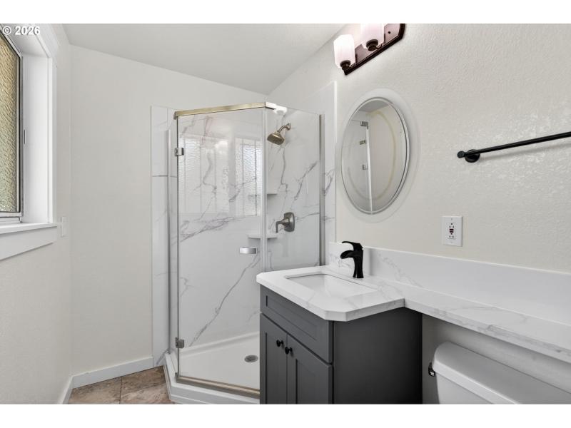 Owner's Suite Bathroom