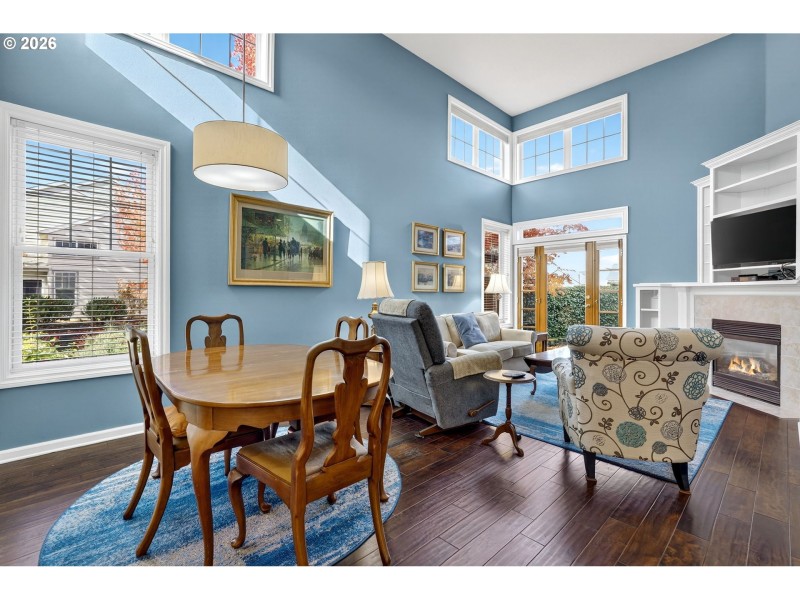 Living Room/Dining Room