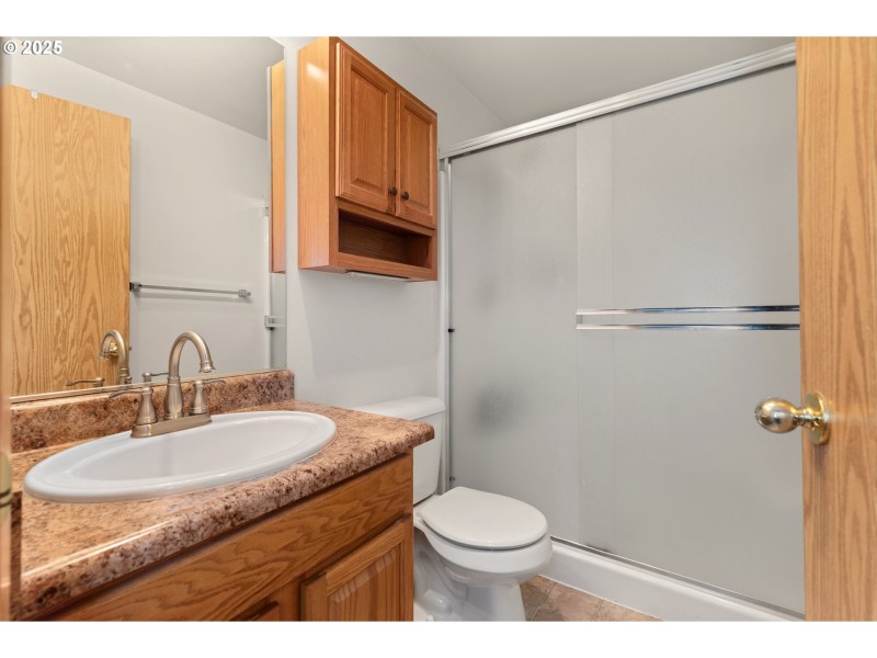 Bathroom, Attached