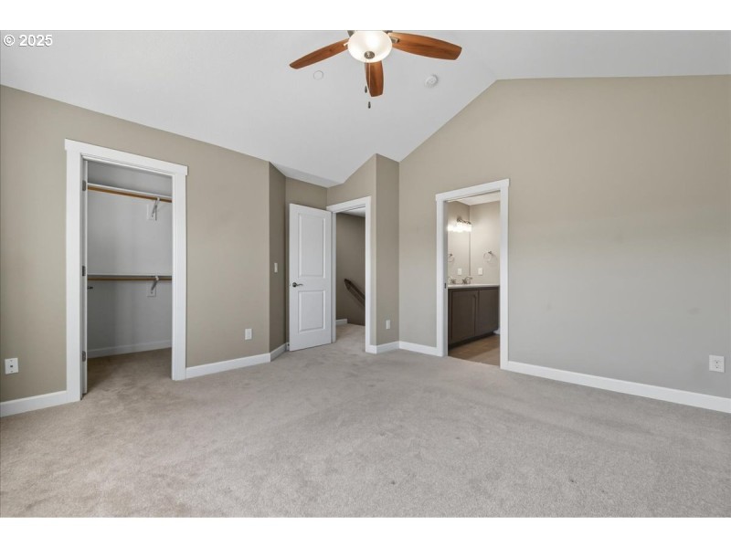 Bedroom, Primary