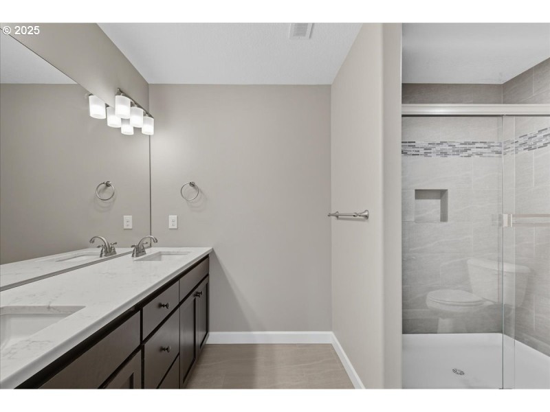 Bathroom, Attached