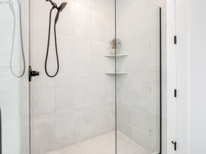 Owner's Suite Bathroom