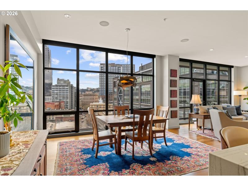 Living Room/Dining Room