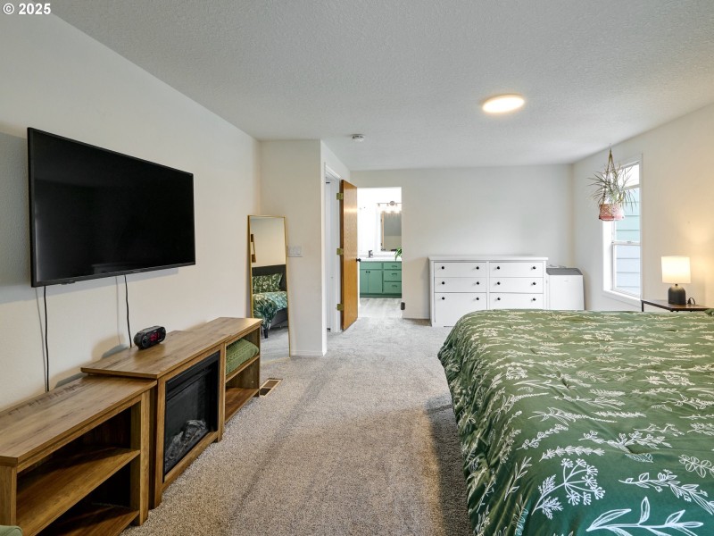 Owner's Suite Bedroom