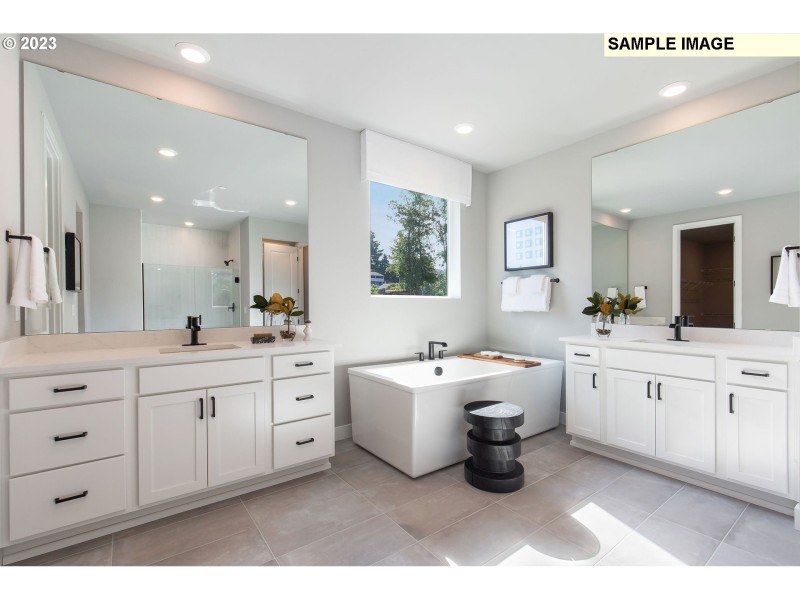 Owner's Suite Bathroom