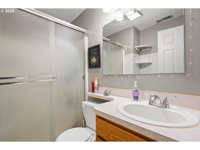 Owner's Suite Bathroom