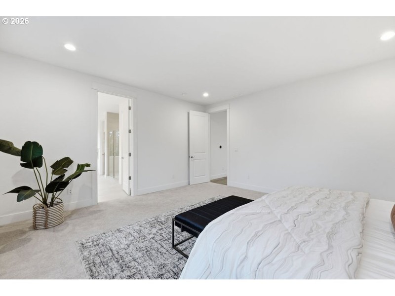 Bedroom, Owner's Suite