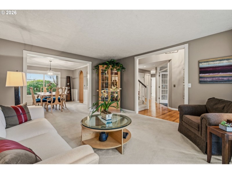 Living Room/Dining Room