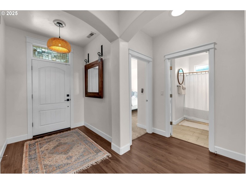 Entrance/Foyer