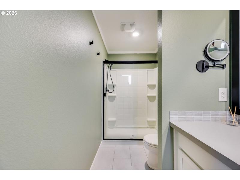 Owner's Suite Bathroom