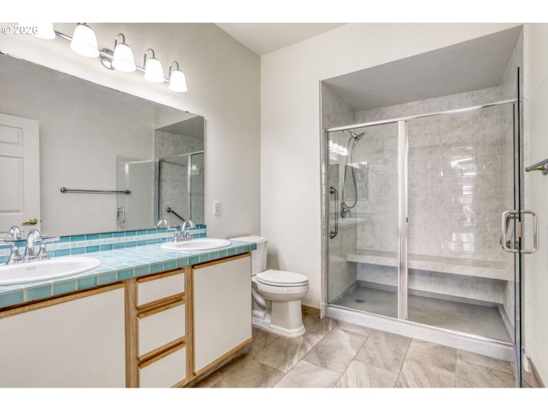 Owner's Suite Bathroom