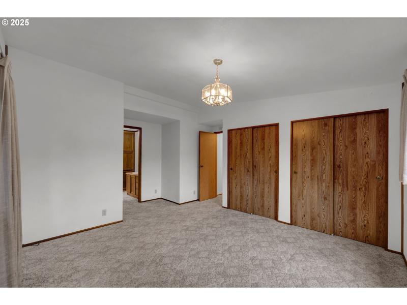 Bedroom, Owner's Suite