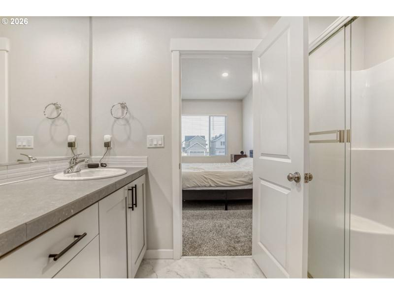 Owner's Suite Bathroom