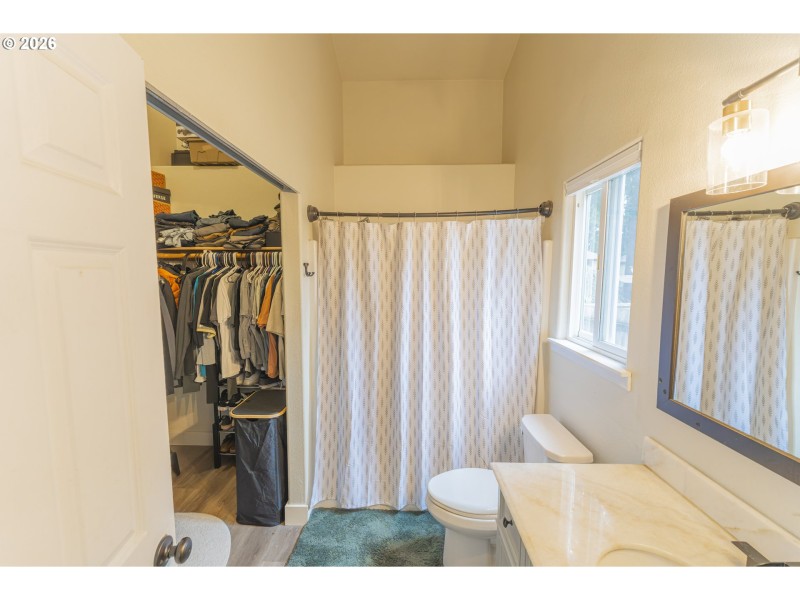 Owner's Suite Bathroom