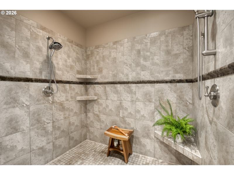 Owner's Suite Bathroom