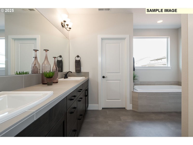 En Suite Bathroom