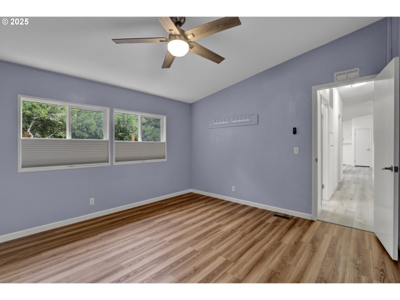 Bedroom, Owner's Suite