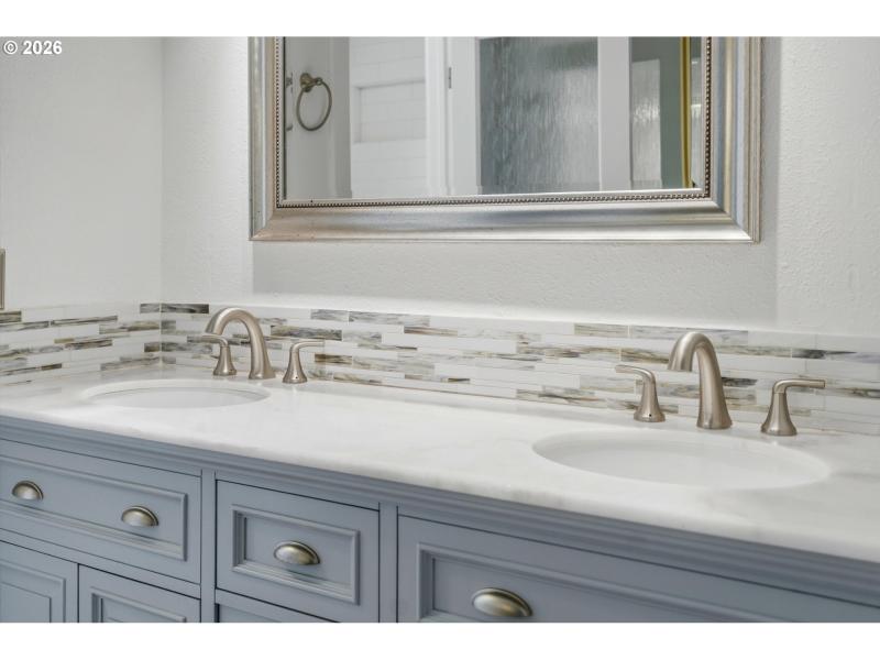 Owner's Suite Bathroom