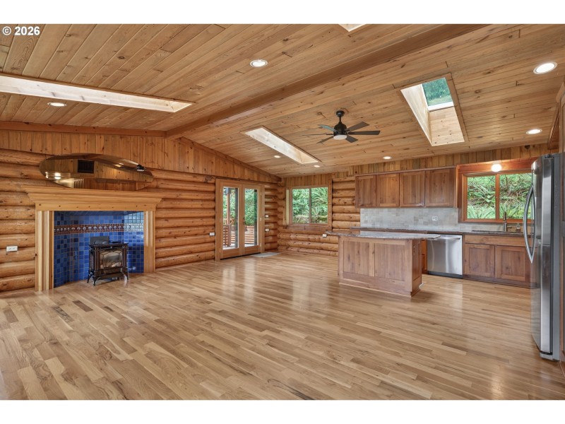 Living Room/Dining Room