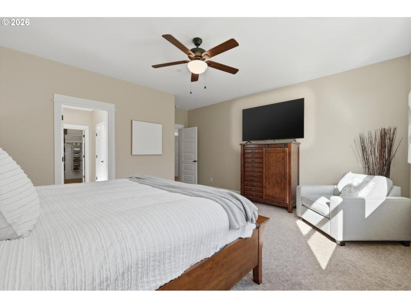 Bedroom, Owner's Suite