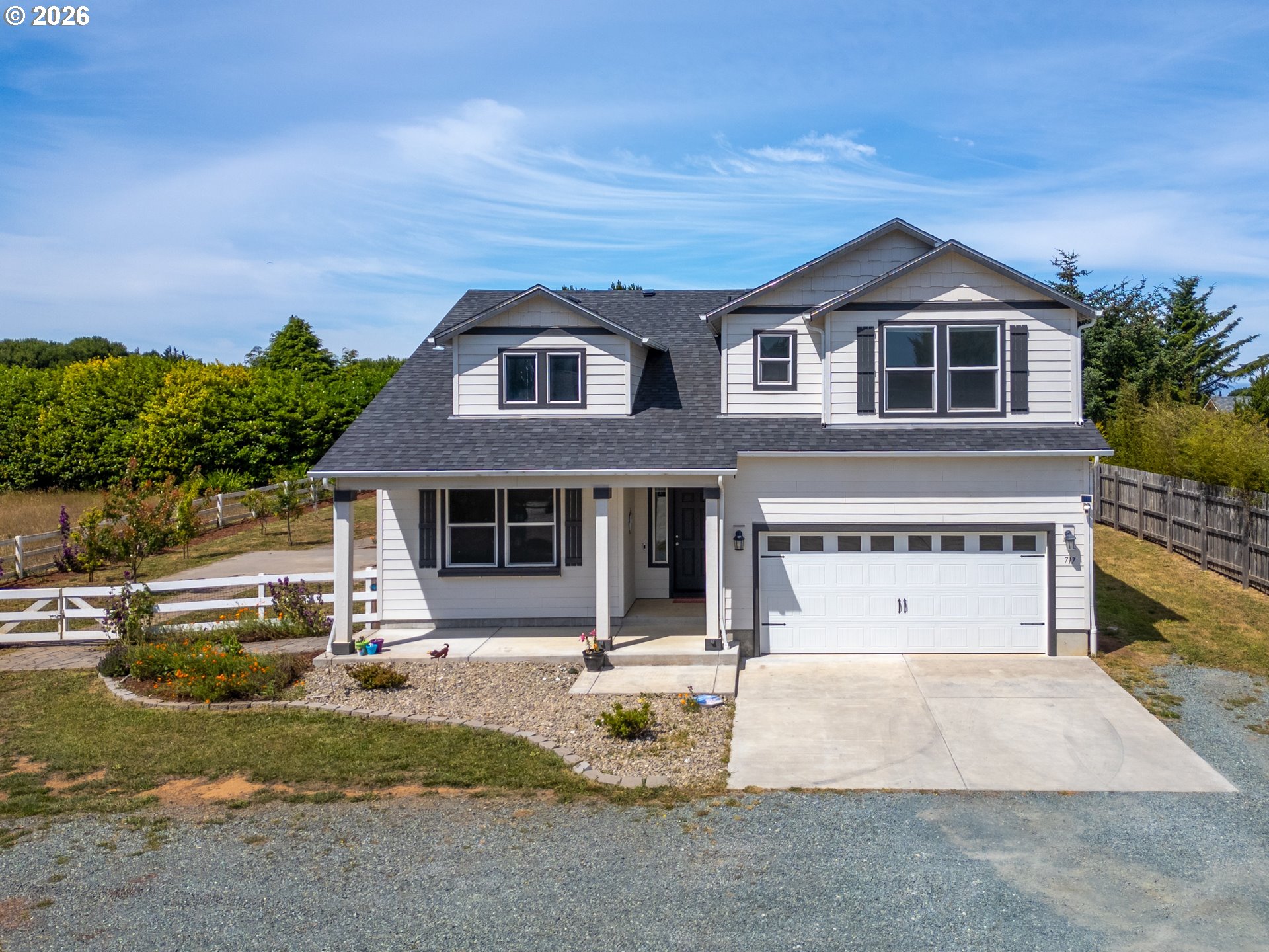 717 SEABIRD DR, Bandon, OR 97411
