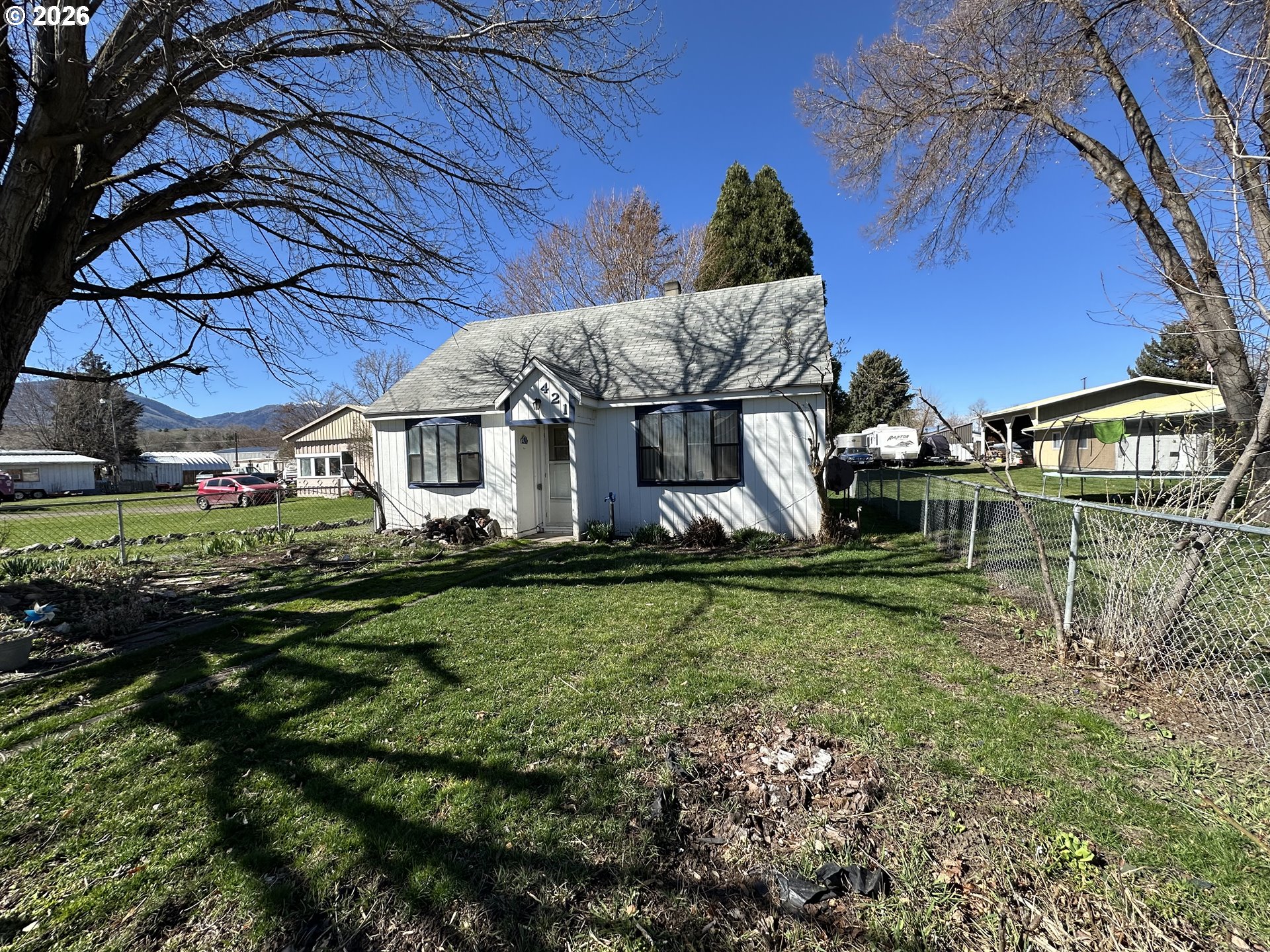 421 COTTONWOOD, MountVernon, OR 97865
