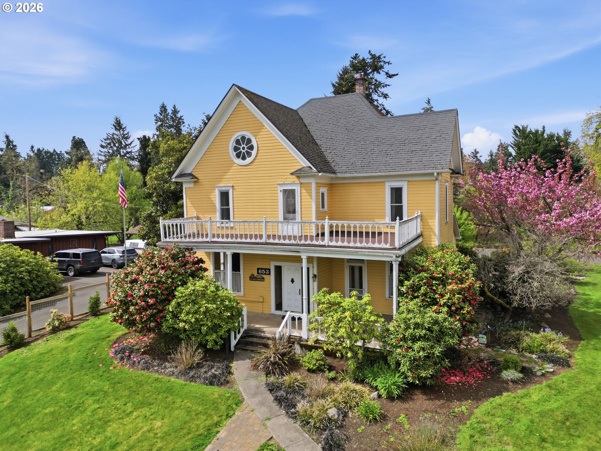 653 RIVER RD, CottageGrove, OR 97424
