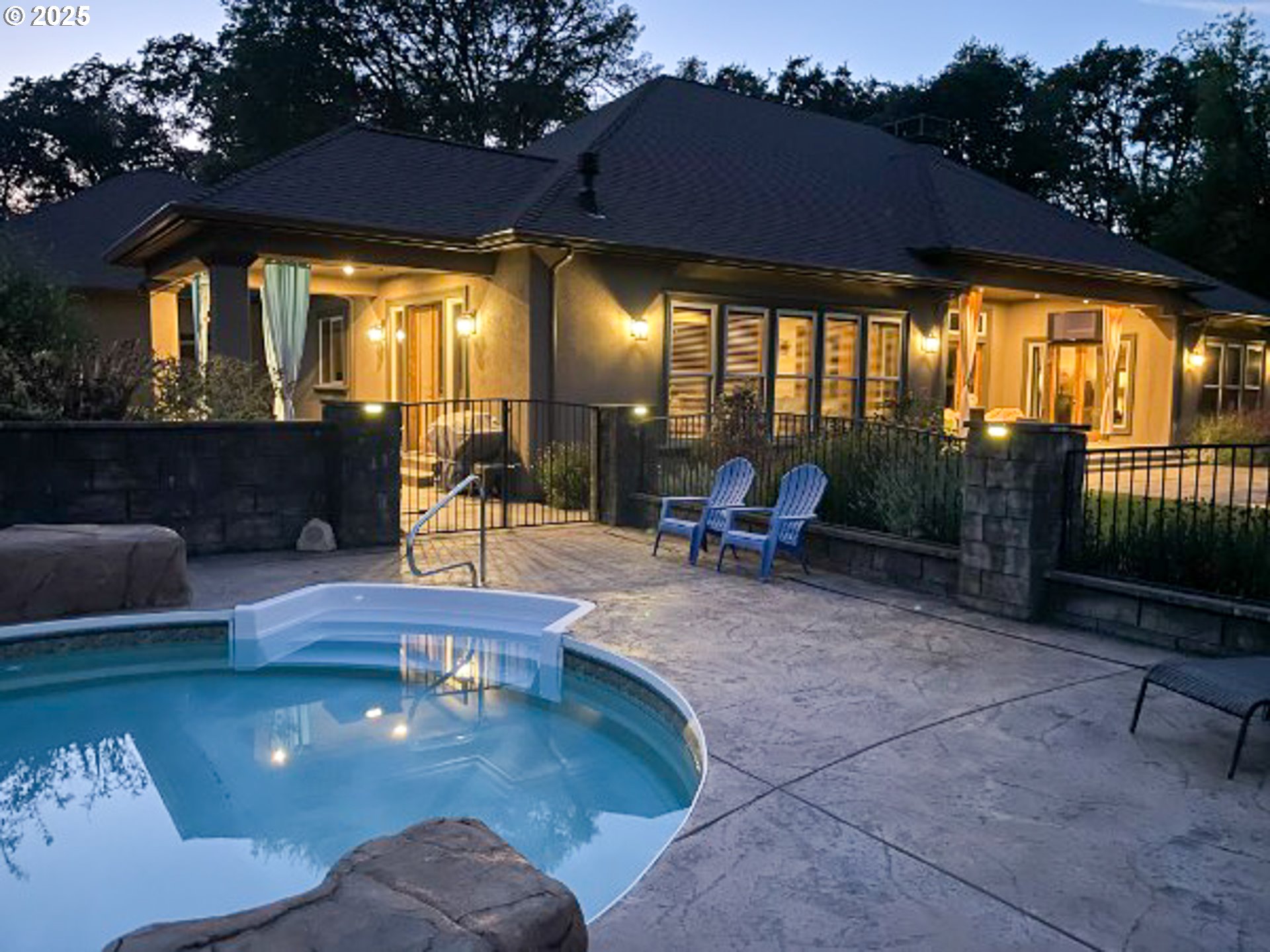 1025 ECHO DR, Roseburg, OR 97470