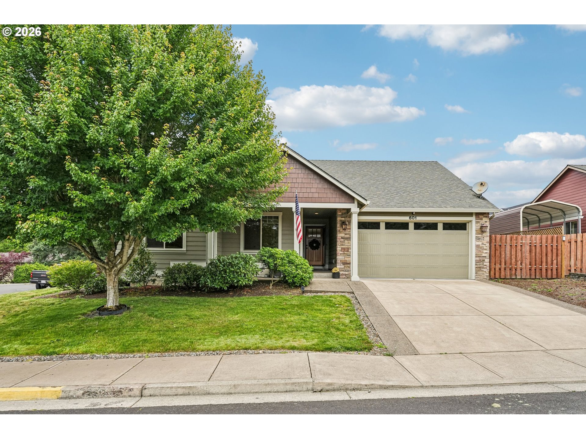 601 6TH ST, Carlton, OR 97111