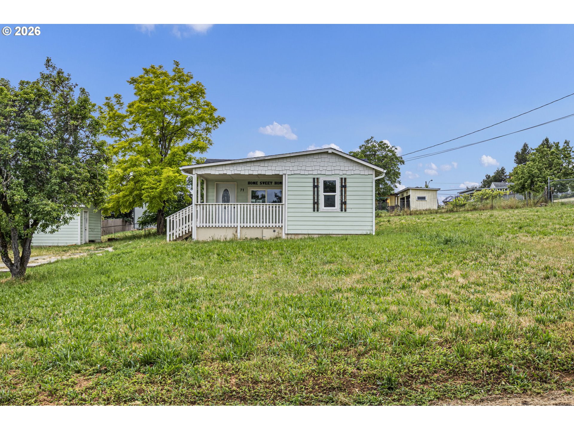 71 RONALD ST, Winston, OR 97496
