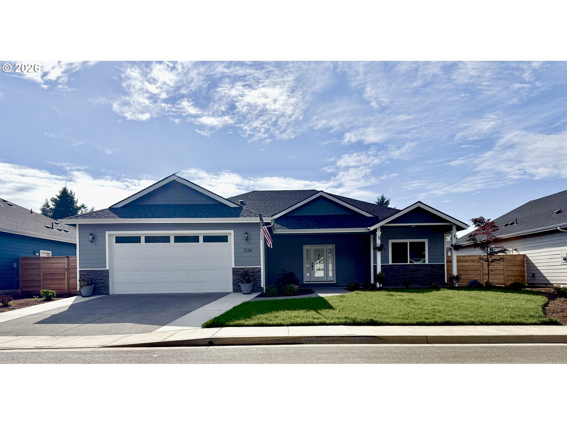 1236 LIGHTHOUSE LN, Brookings, OR 97415