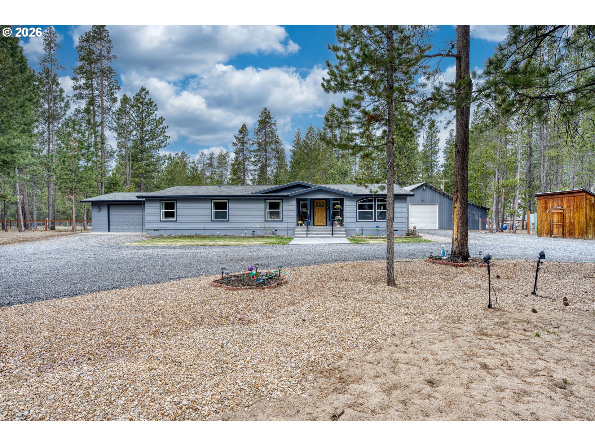 53315 HOLIDAY DR, LaPine, OR 97739