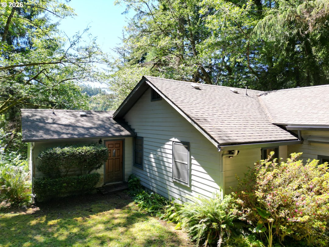 83558 Kiechle Arm RD, Florence, OR 97439