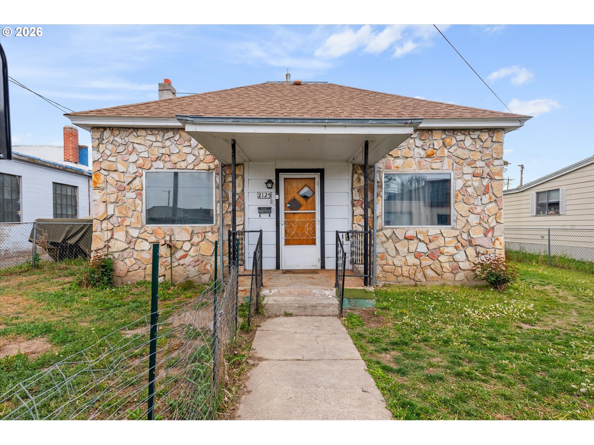 2125 8TH ST, BakerCity, OR 97814