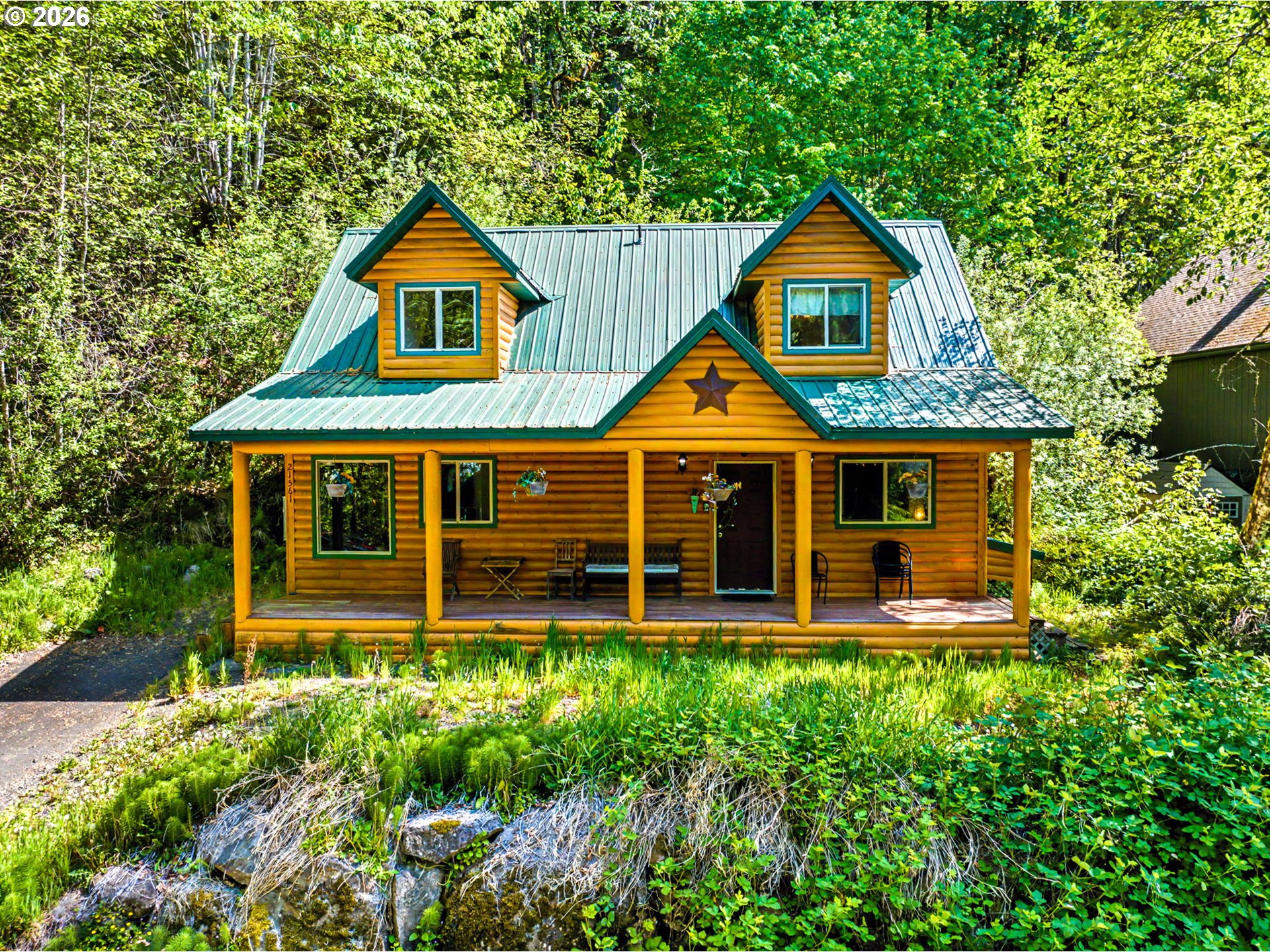 21561 HIDEAWAY LN, Rhododendron, OR 97049