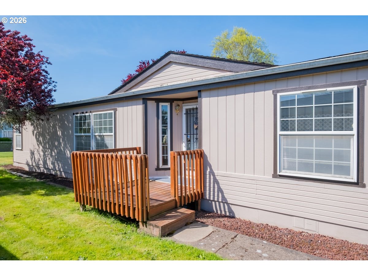 1145 CYPRESS ST, McMinnville, OR 97128
