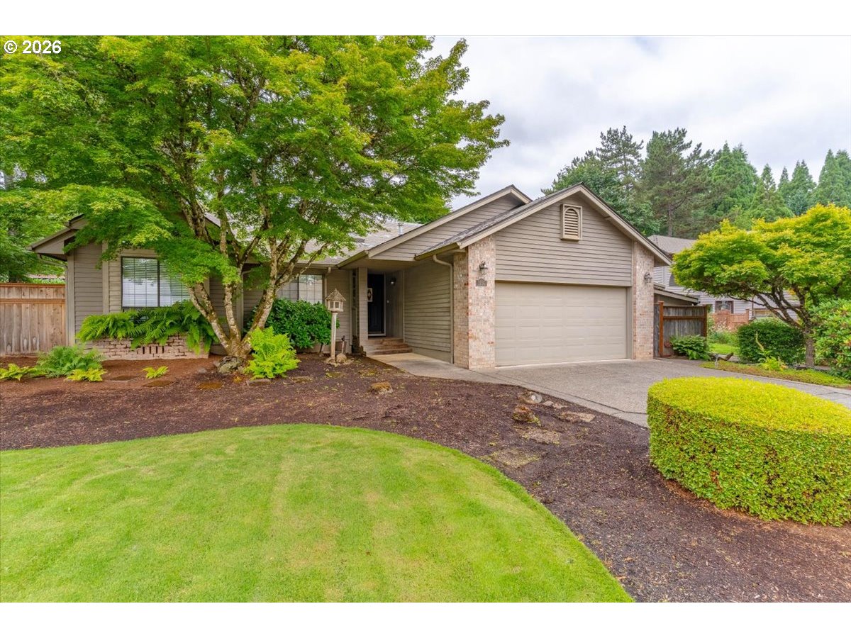 1750 CINNAMON HILL DR, Salem, OR 97306