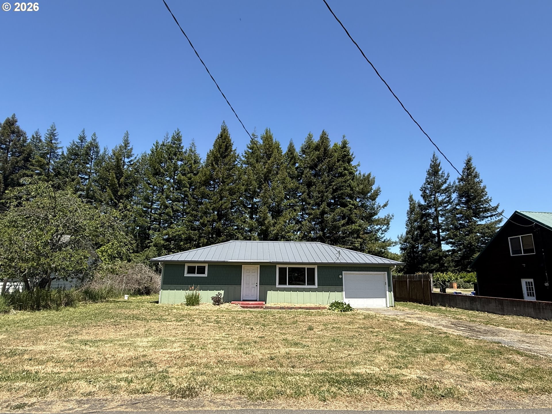 220 BIRCH ST, Powers, OR 97466