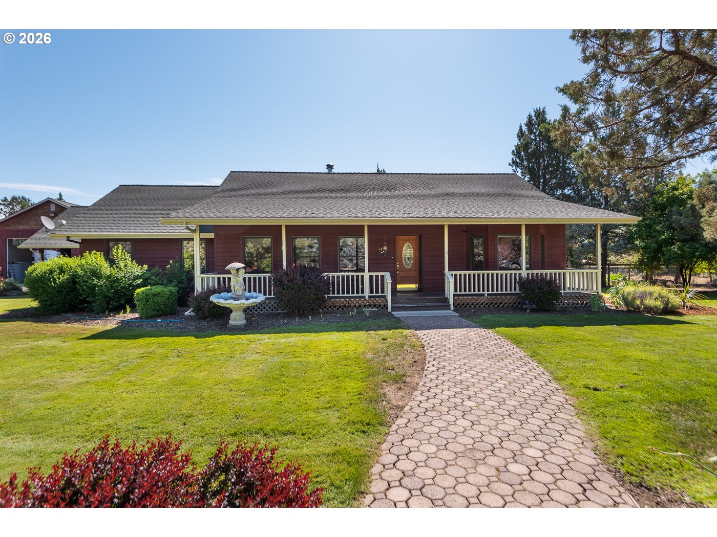 1455 SUNSET DR, Madras, OR 97741